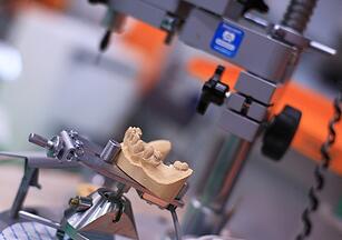 advanced dentistry-32639739_s
